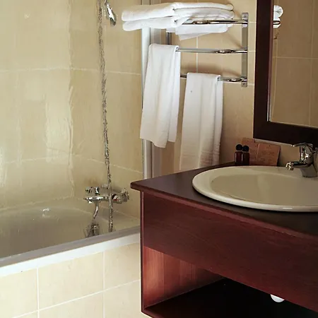 Maricel Aparthotel 2*