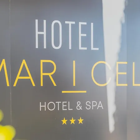 Maricel Aparthotel